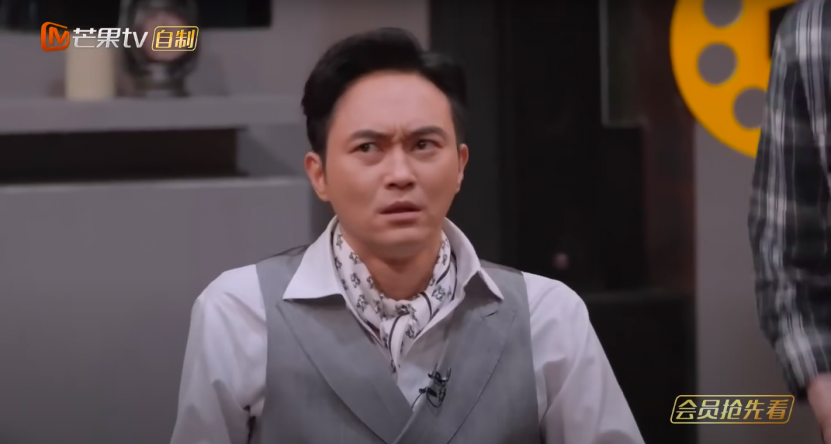 就连张智霖本人都不敢相信，得知自己部落赢了后，更是满脸懵、紧皱眉头，不可置信说到“what”？。