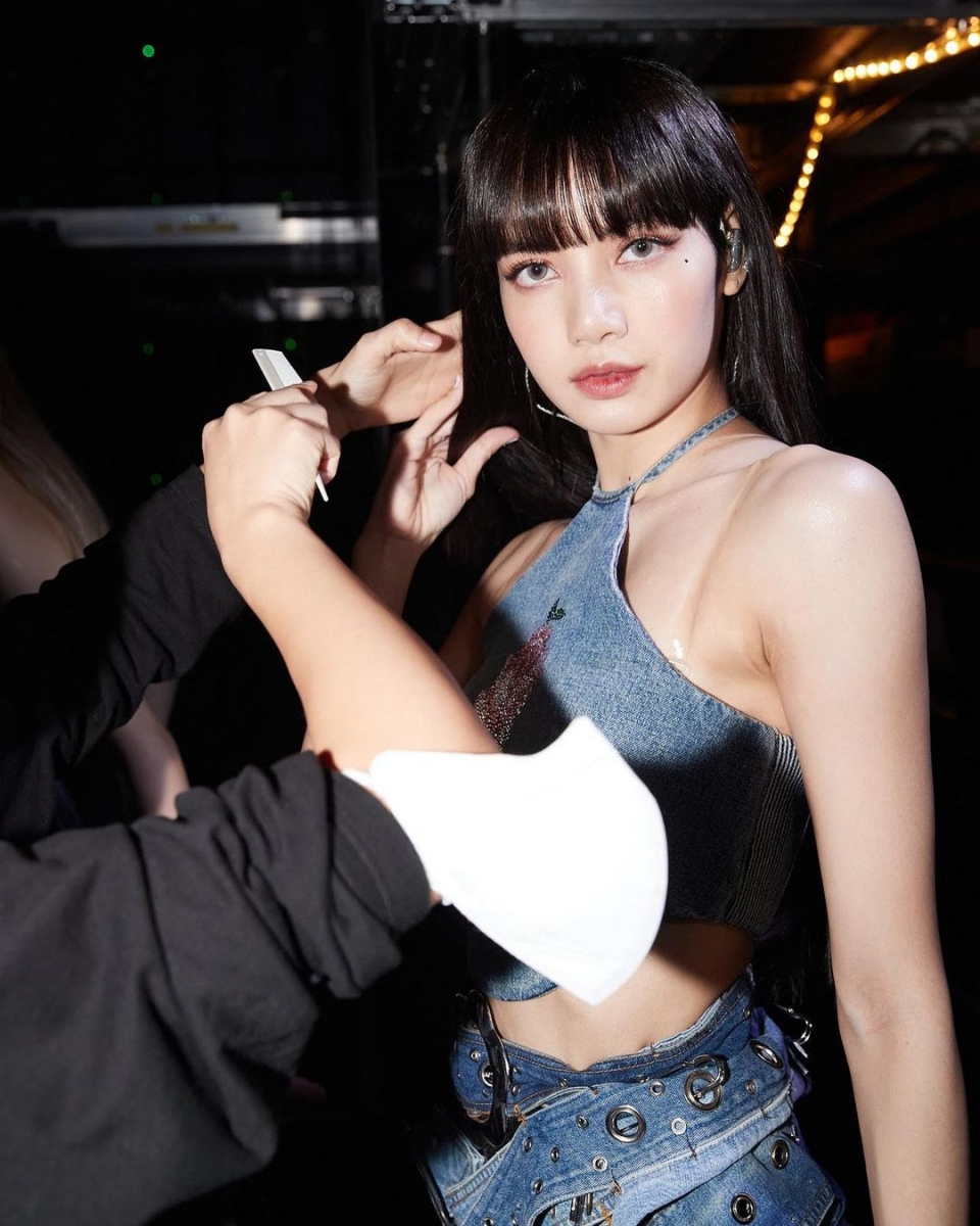 有着「人间芭比」之称的韩国女团BlackPink的Lisa