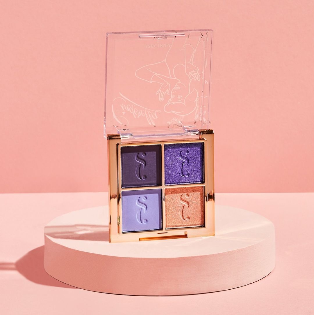 「Countdown to Midnight」：蓝色调眼影盘