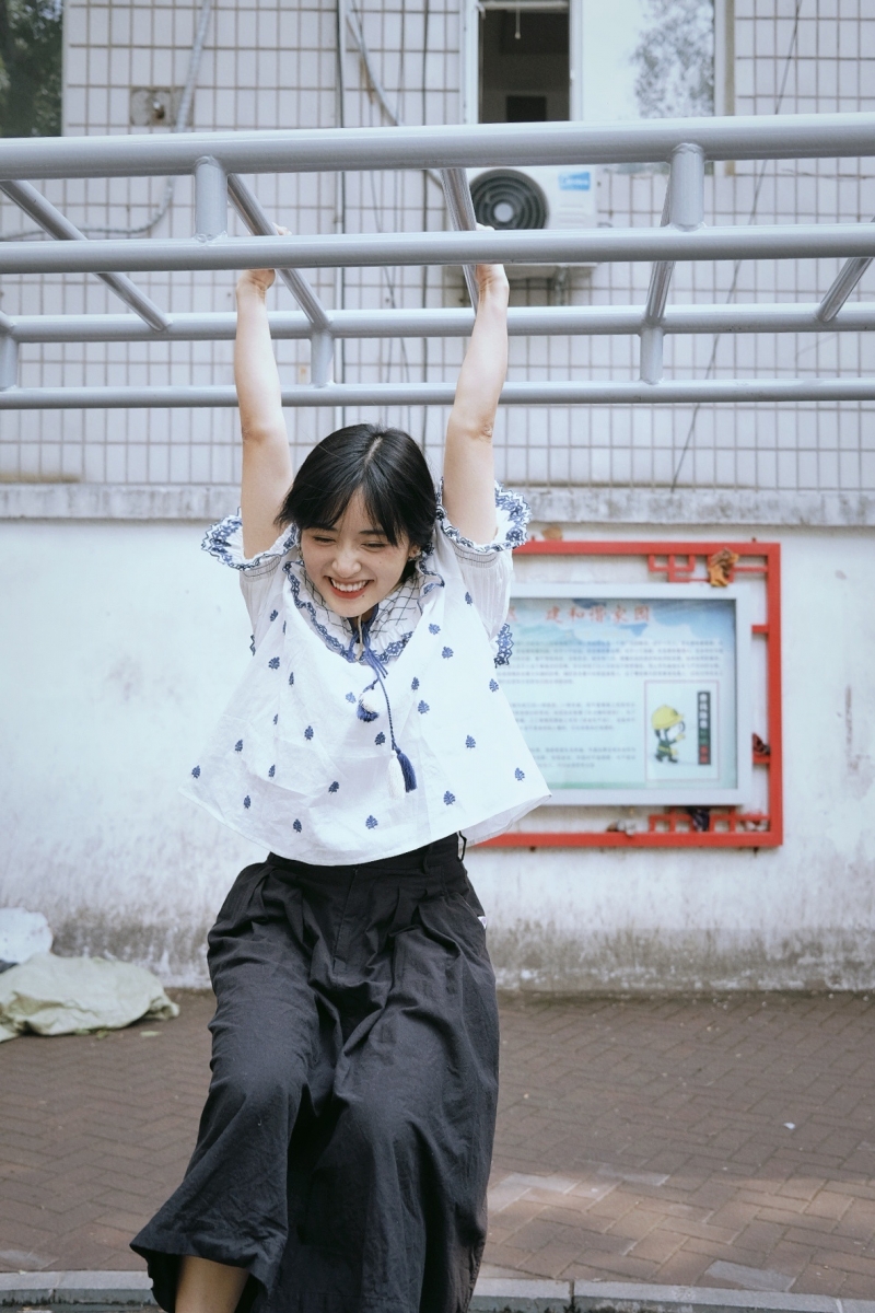 坚持做腿部拉伸