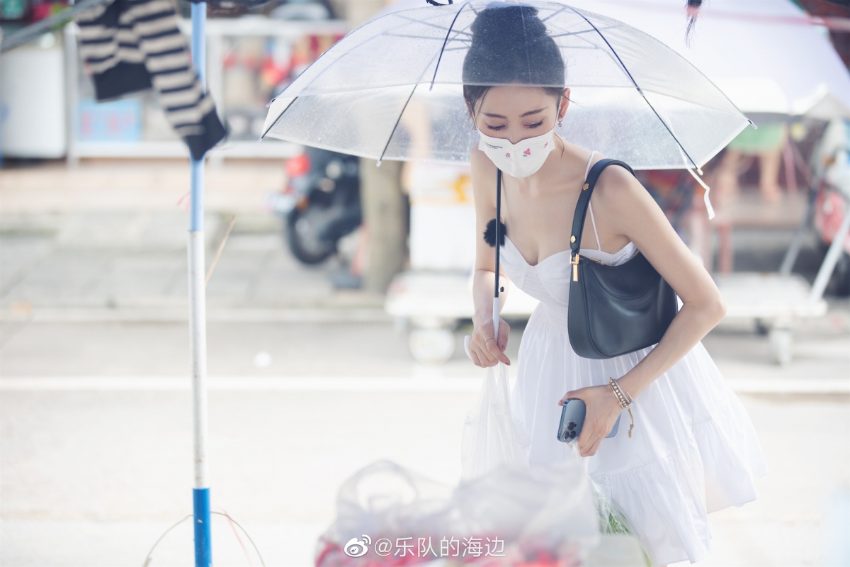 颠覆了很多路人对她之前的认识～