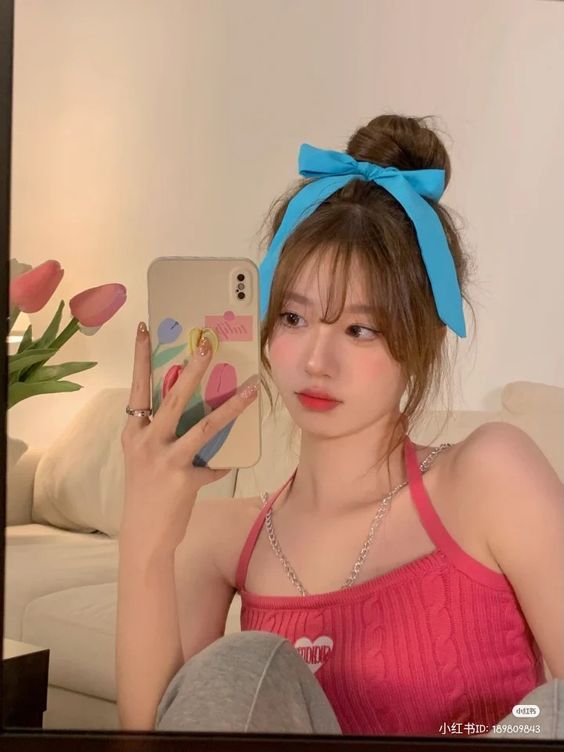 就算发量少也能拥有挺翘的发束!完成后不仅能增加你的发量质感,更能够显得脸型又小,整体精神气质又很光彩。