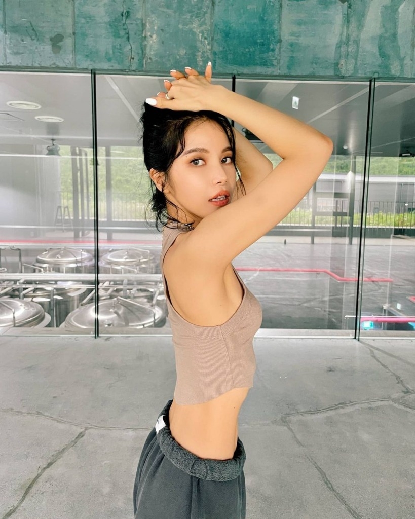 矫正厚背问题，顺便练出超上相紧致上半身！