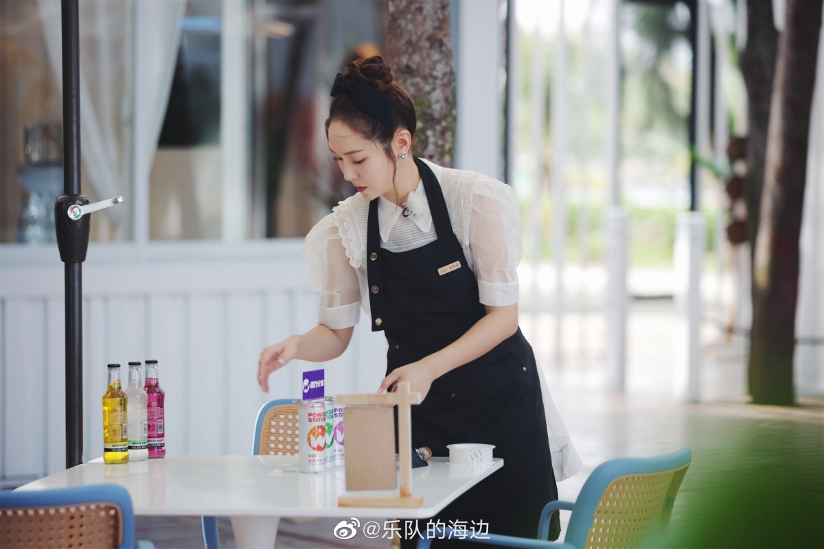 但她也一直在默默的做着力所能及的事情帮着大家。