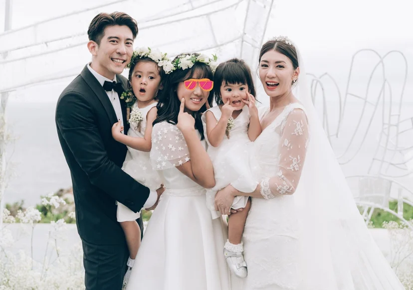 不少网民都被他们一家五口的幸福给感动了~