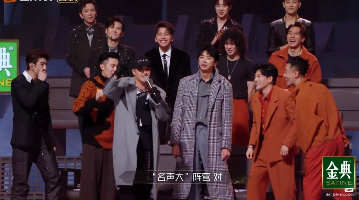 网友也表示「信哥和林峯爱死苏有朋了吧」