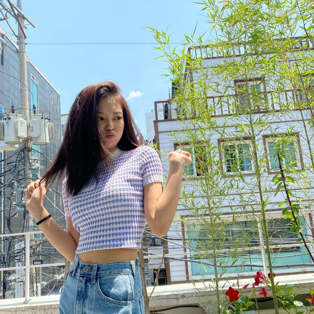 #「甜辣系」约会穿搭 - Jennie