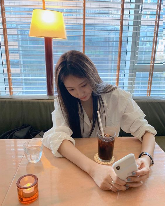 1、生活有一半的烦恼都是来自人际关系