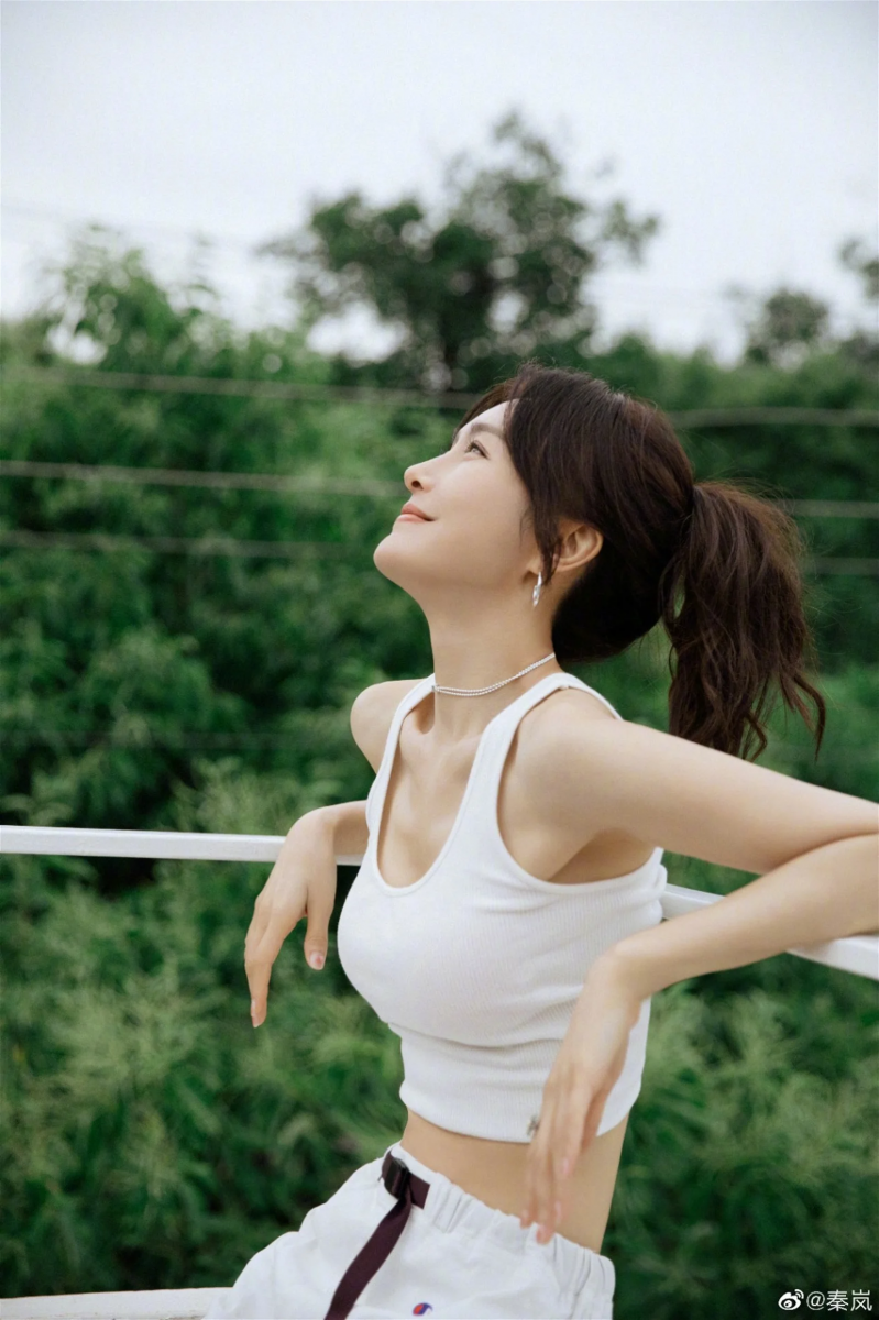 2、不用毛巾擦脸