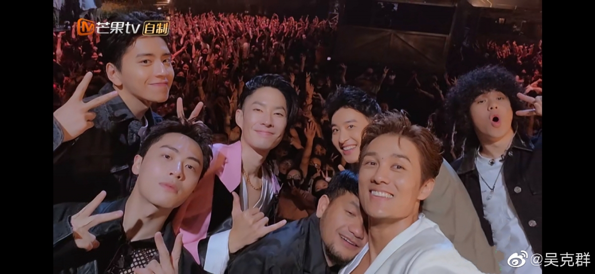 关于吴克群是皇族的传闻,吴克群在接受访问的时候也回应