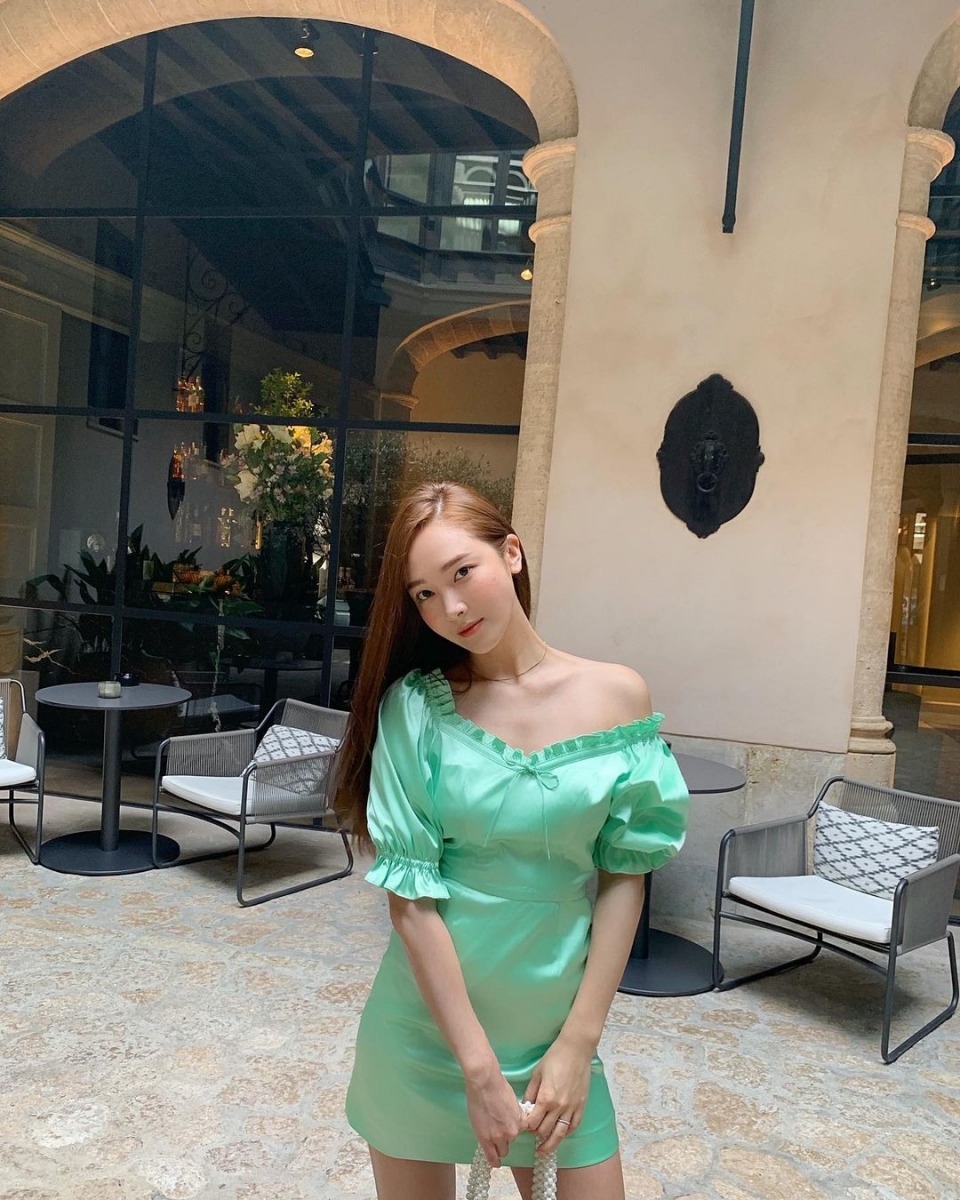 #「甜辣系」约会穿搭 - Jessica