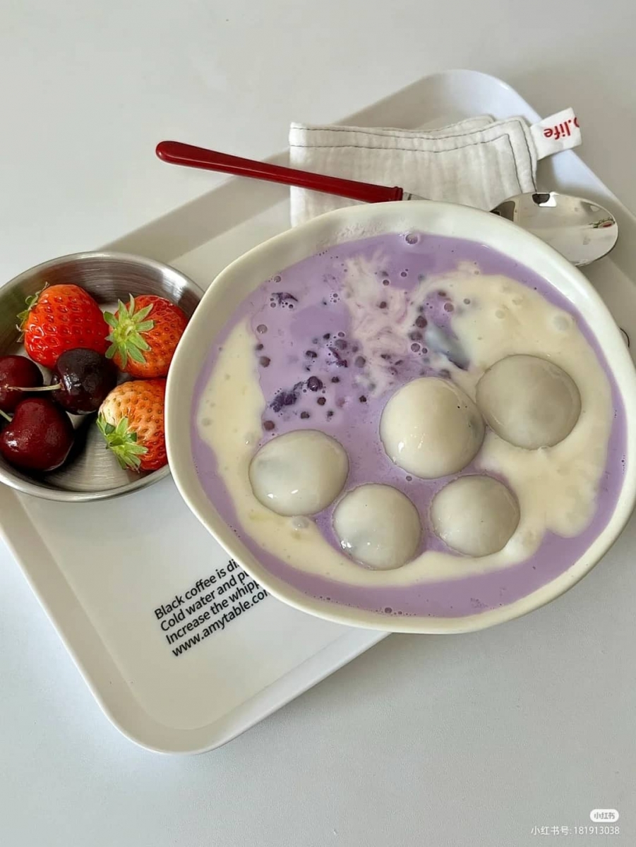 6、紫薯牛奶麻薯汤圆西米露