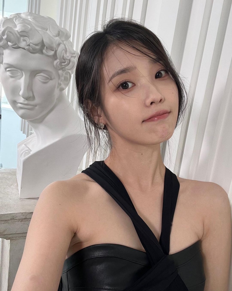 IU 所属公司紧接着承认