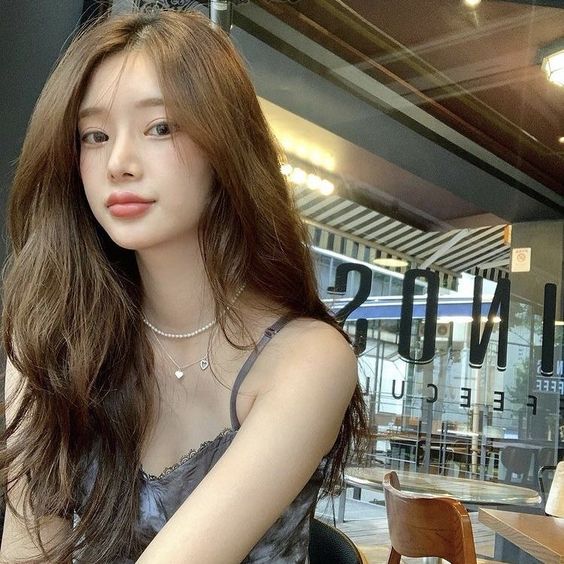 5、用手打理头发