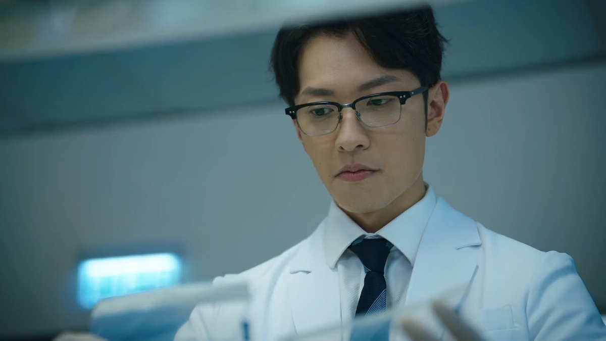 为了巩固自己的利益不惜牺牲其他人