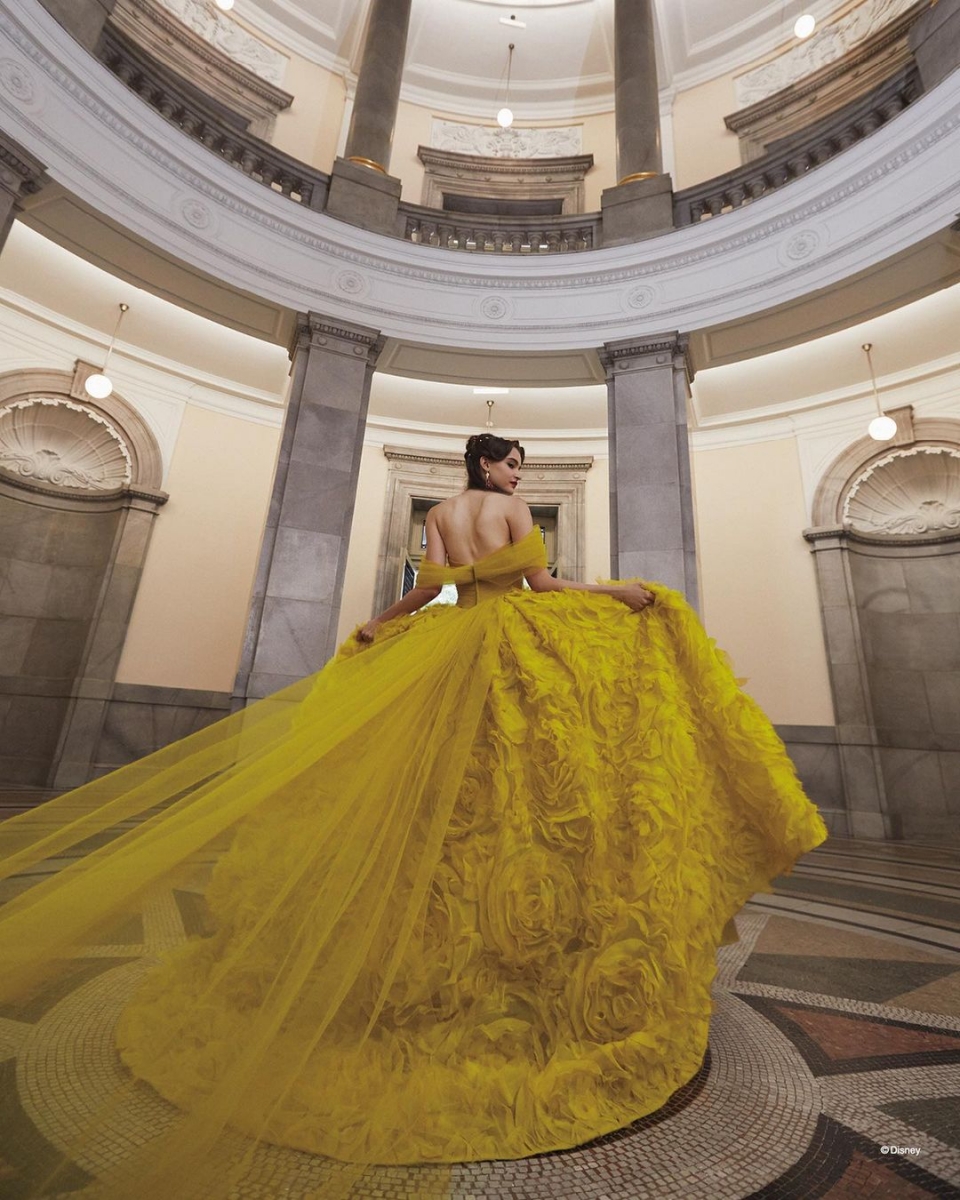 迪士尼公主婚纱 #4：贝儿复古鹅黄玫瑰婚纱