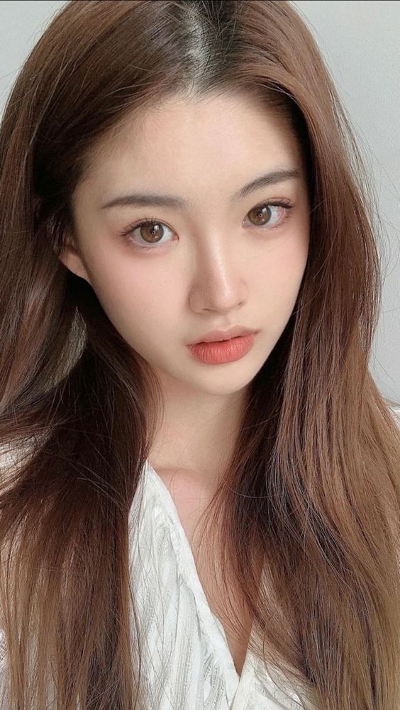 「高颅顶」小技巧 ① ：定期改变头发分线