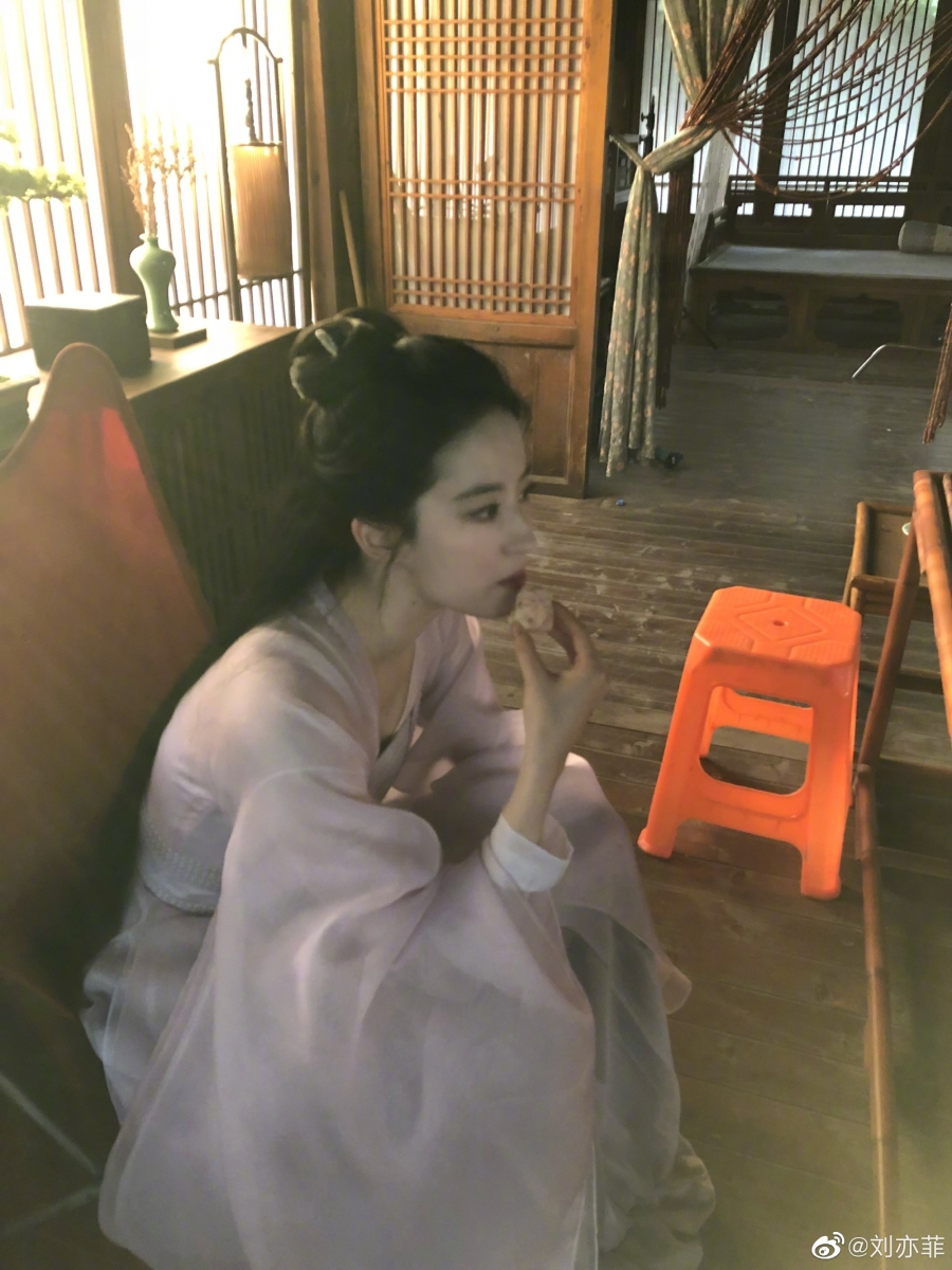 刘亦菲是一名非常努力的演员