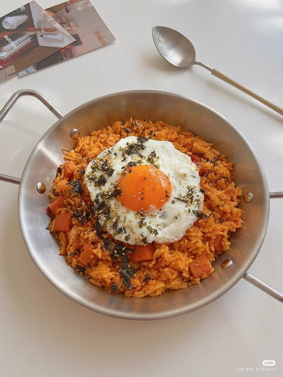 5、韩式泡菜炒饭