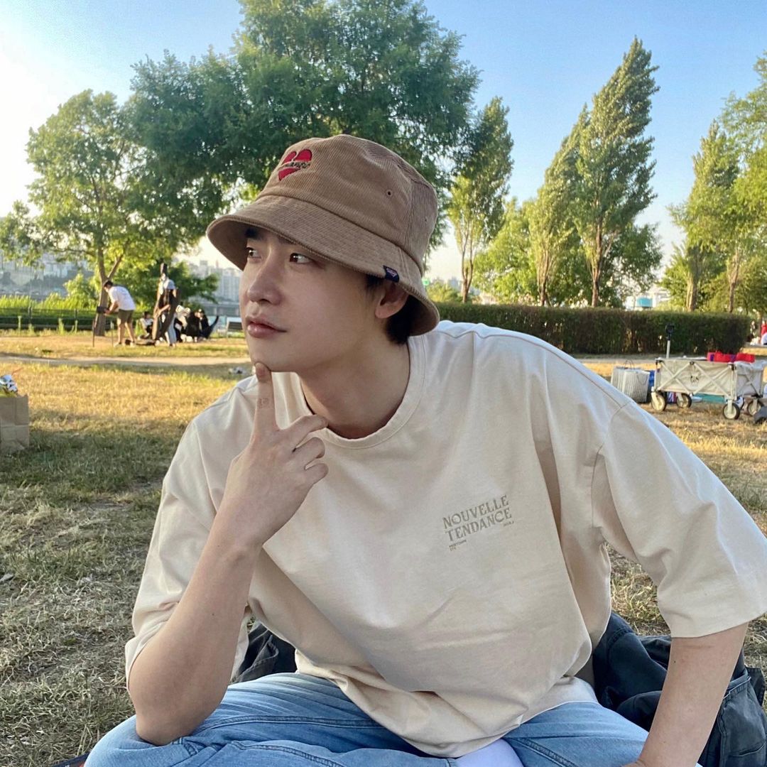 #李钟硕退伍后改变的理想型