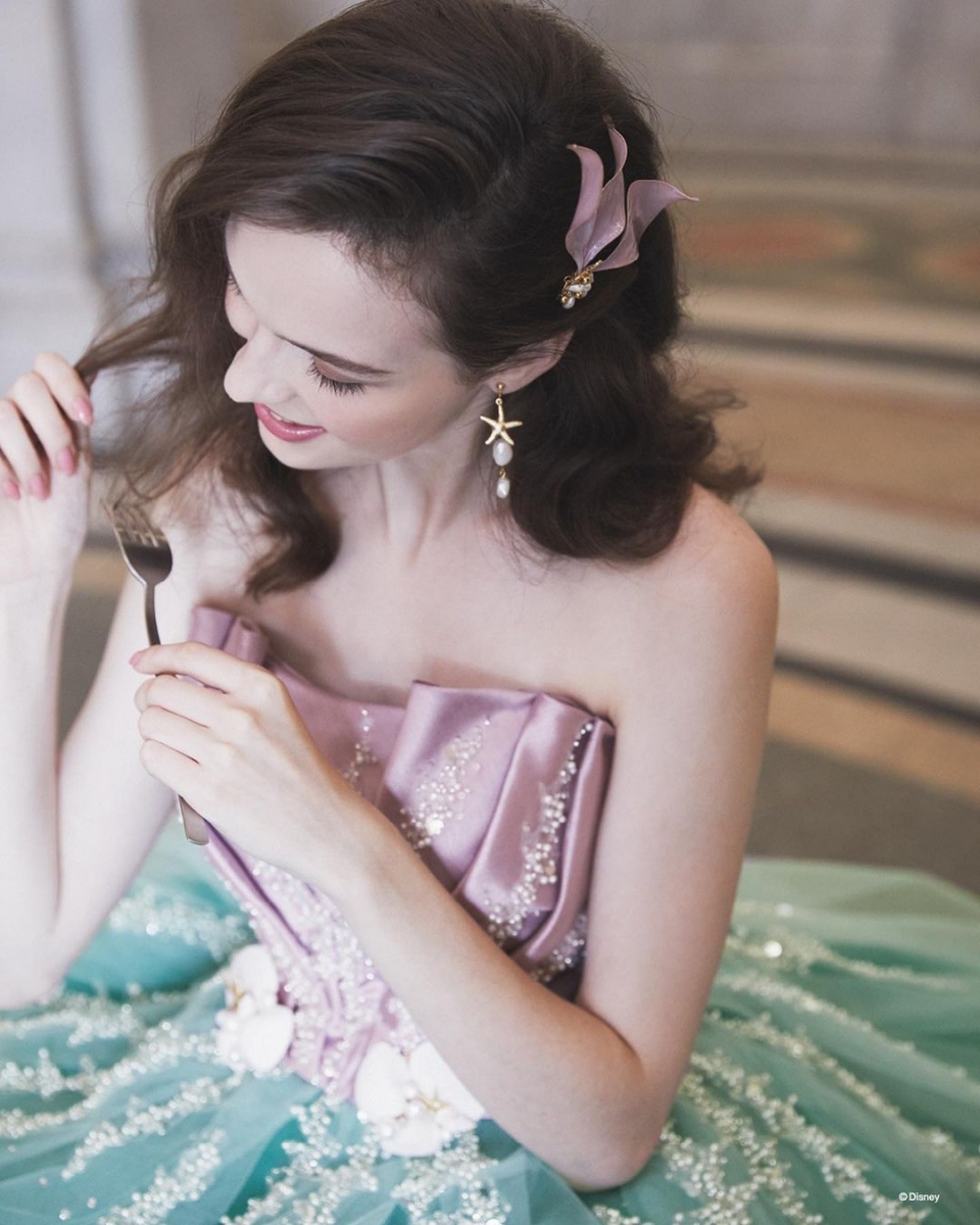 迪士尼公主婚纱 #3：小美人鱼缤纷拼色婚纱