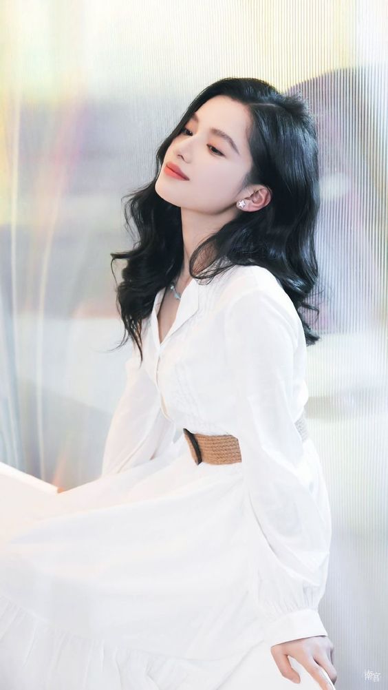 有人说「女孩子不用太拼，以后有老公疼就行」