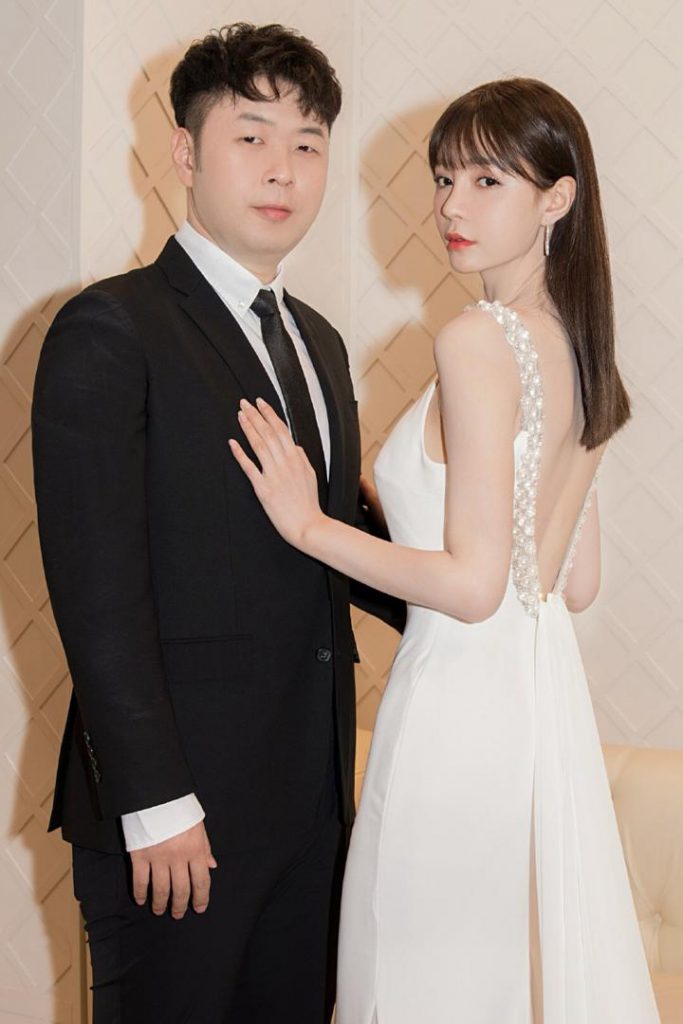 杜海涛为了在婚礼上能穿上西装帅翻众人,在刻苦地减肥