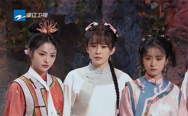 而且和赵樱子搭档的其他三位女演员，感觉完全是为了完成任务而来的。