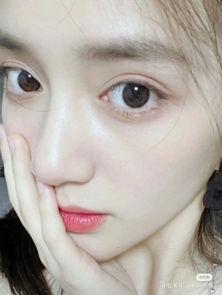 毛孔粗大的原因有很多