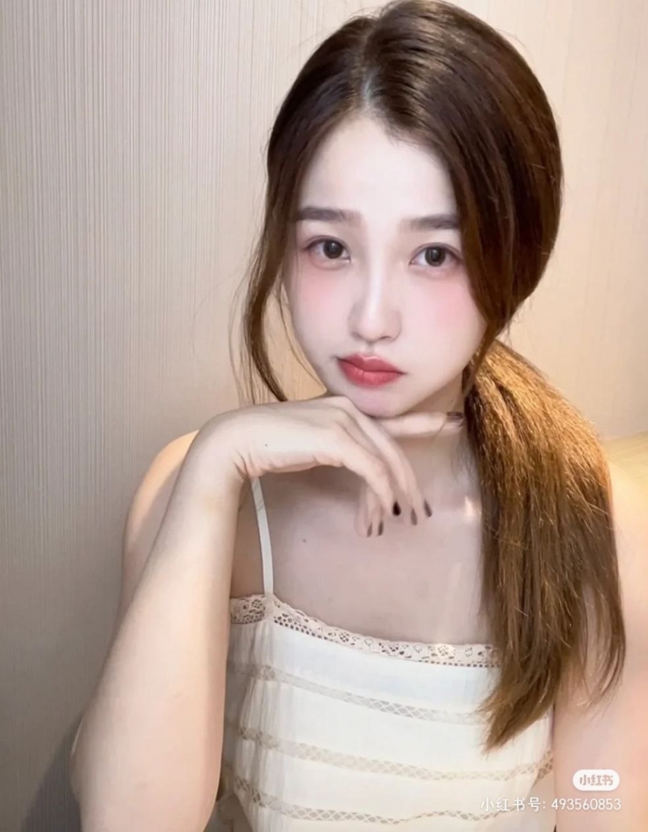 明星化妆师教授「自然显嫩的腮红画法」,为「三种不同脸型」的女生提供画腮红的思路」