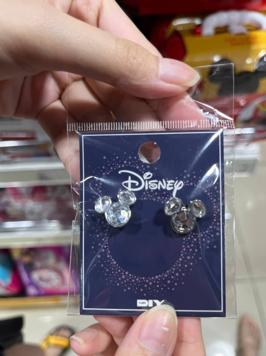 10、复古米奇耳环