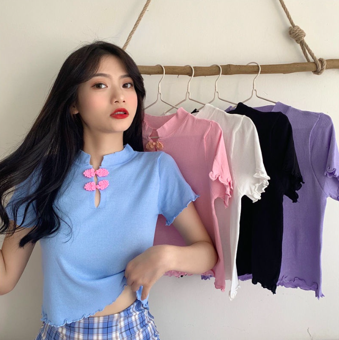 2、纯色+短款小旗袍上衣