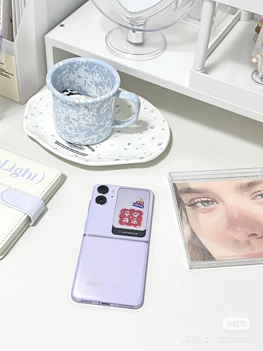 淡淡的薰衣紫色充满着浪漫梦幻即视感