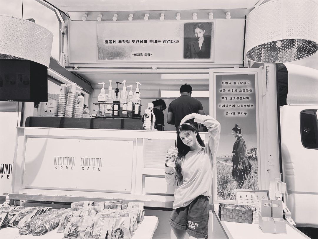 2、暗搓搓应援的小天使