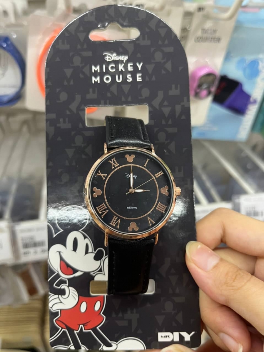 1、复古米奇手表