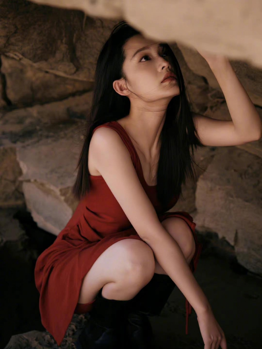 李沁的卡位不应该给王一博当配角