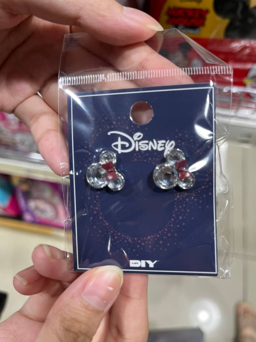 12、超梦幻米妮蝴蝶结耳环