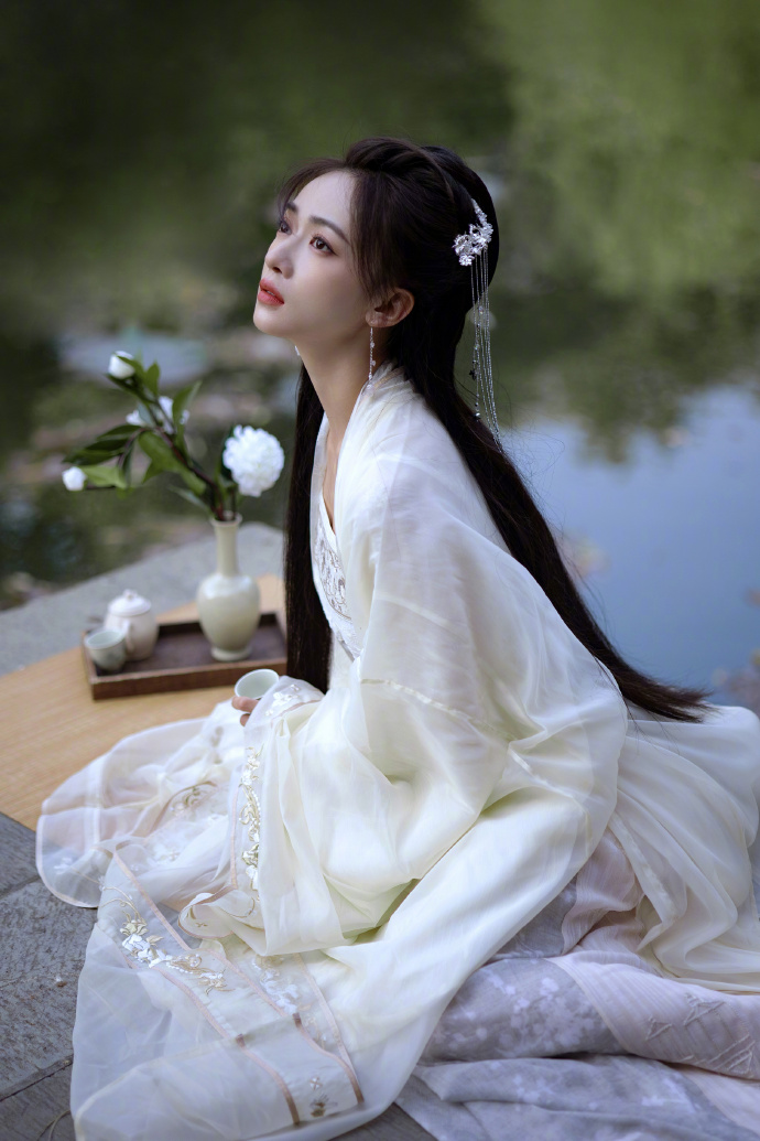 吴谨言的古装美照