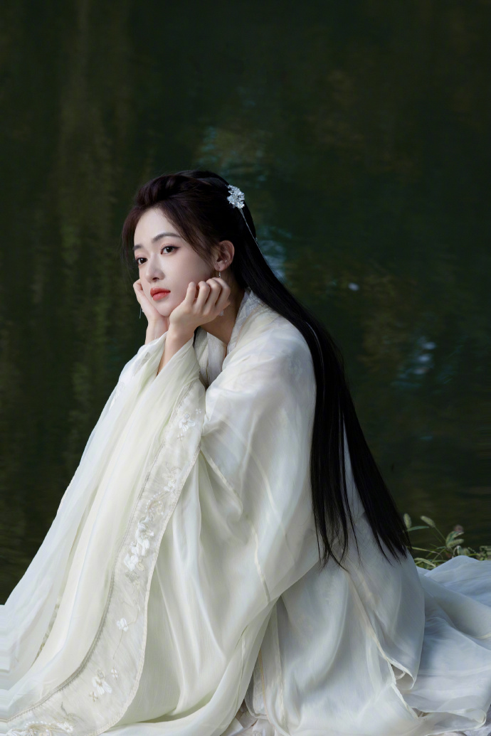 吴谨言的古装美照