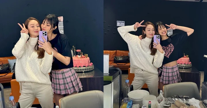 晒出她和Jennie在香港合体庆生的后台美照