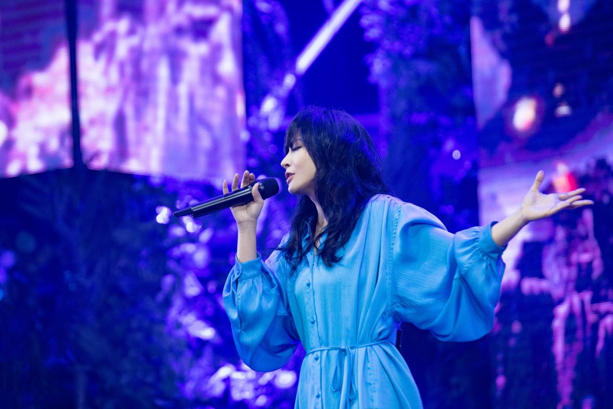 早前为戏剧《苍兰诀》所演唱的片头曲〈诀爱〉获得超高的关注度