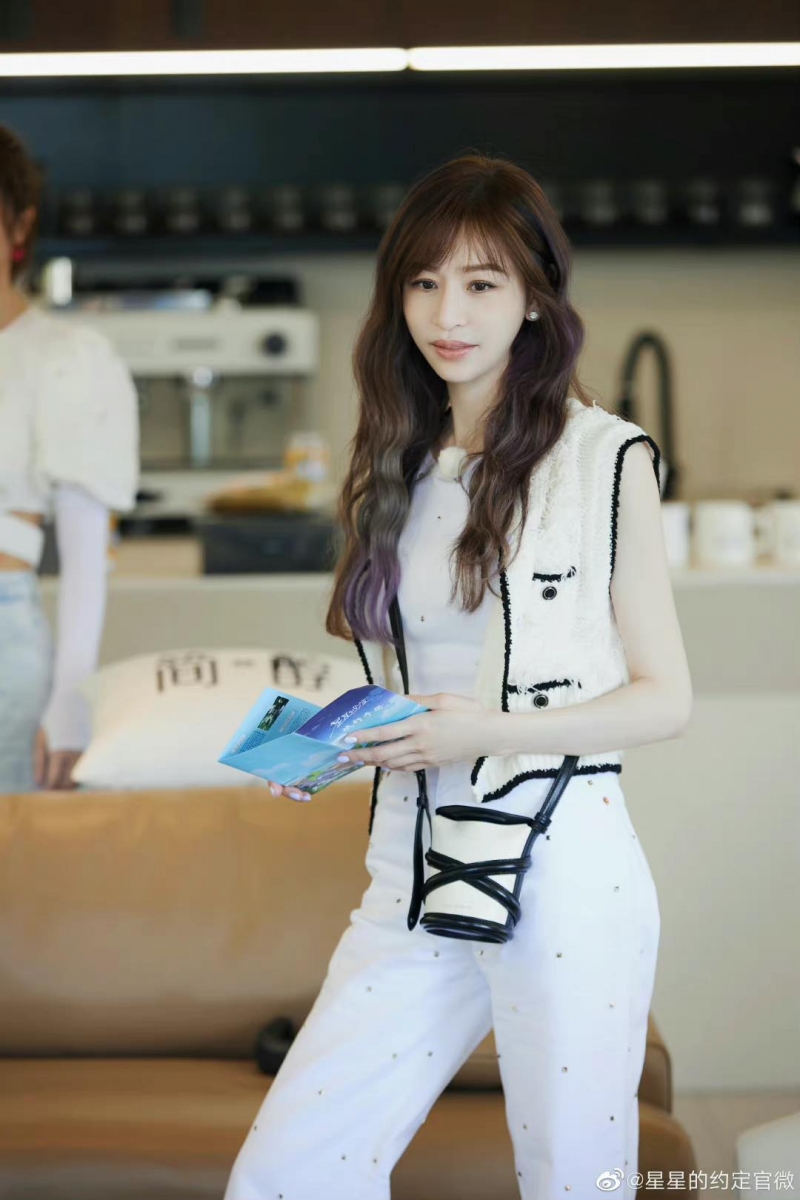 第三位「爆火姐姐」