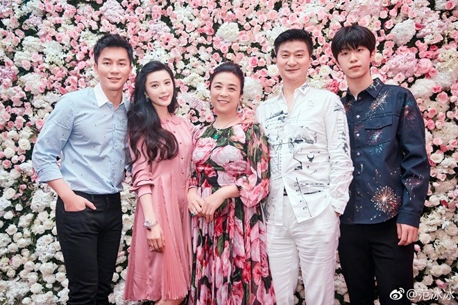 跟差一点变姐夫的李晨同框不尴尬吗