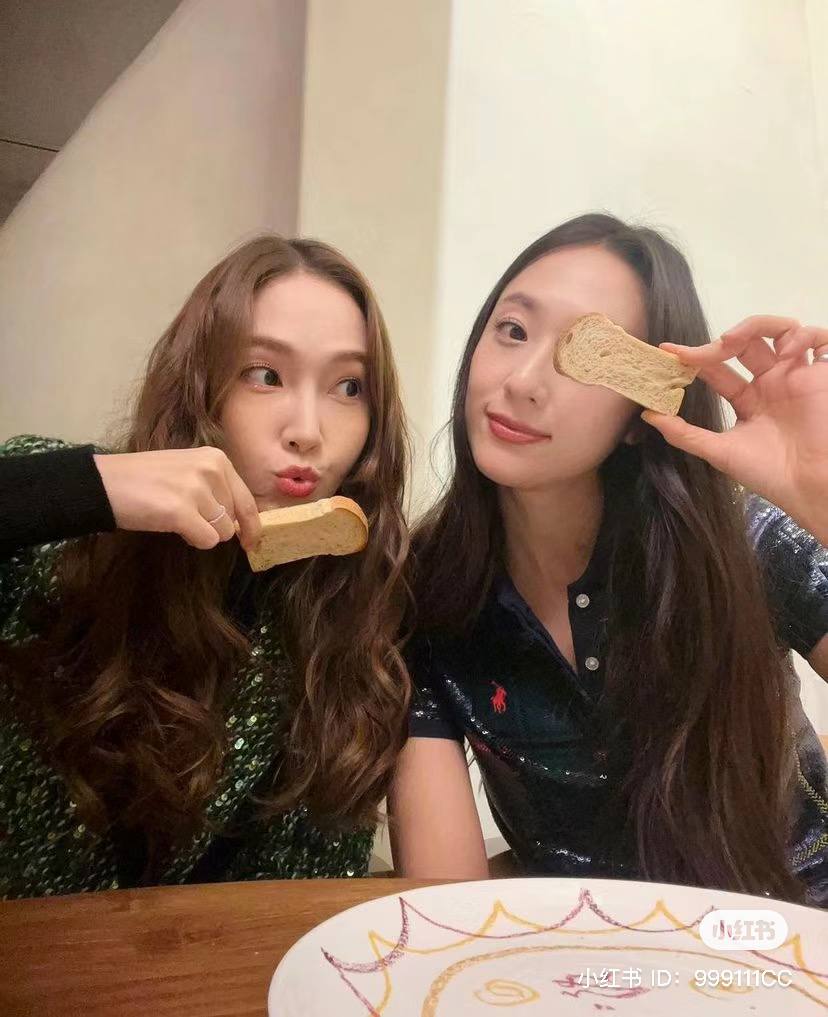 以个人的身份在娱乐圈闪闪发光，也丝毫不影响姐妹情~