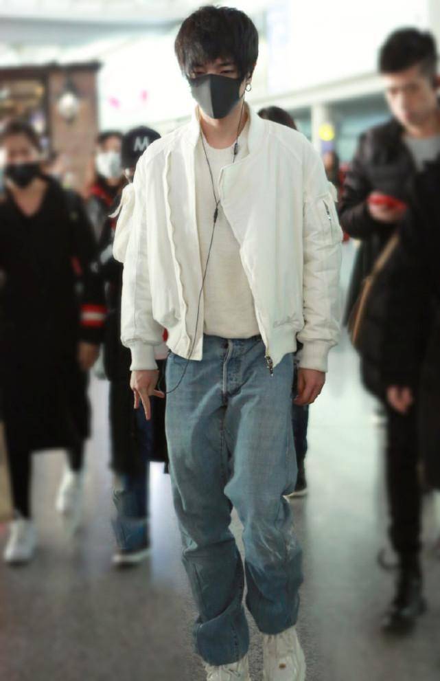 华晨宇也有同款