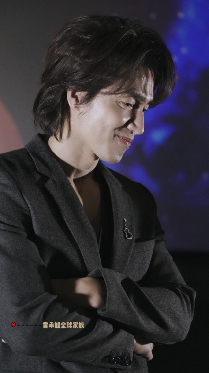 46 岁的言承旭，颜值和身材依然在线