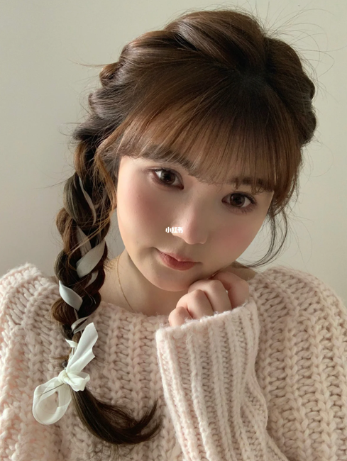 2、丝带单边麻花辫
