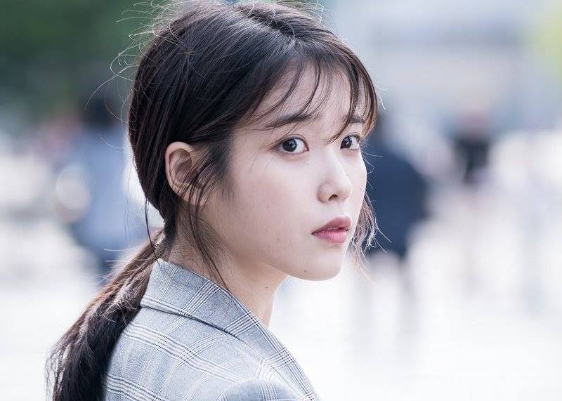 IU 将在剧中饰演热爱文学的少女「爱顺」