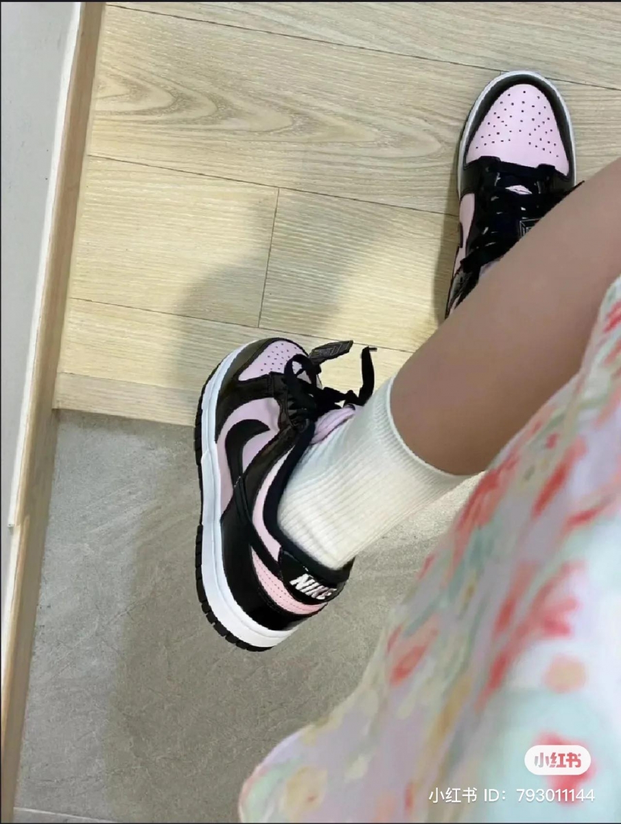 叛逆带点少女感气质发挥得淋漓尽致