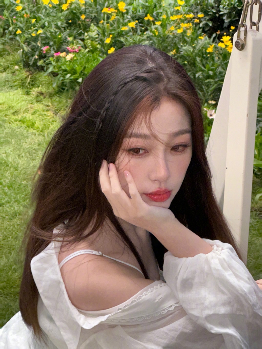 明星工作室和粉丝之间的关系可以说是非常微妙